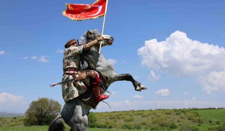 atli-okculugun-milli-yildizi-6-yilda-41-altin-madalya-kazandi-EWtNzejW.jpg