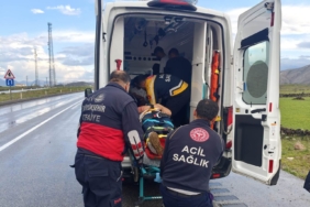 caldiranda-trafik-kazasi-5-kisi-yaralandi-LtsgIOGV.jpg