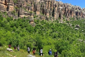 cermik-ilcesi-doganin-ve-tarihin-bulustugu-turizm-cenneti-KhPHxdHu.jpg