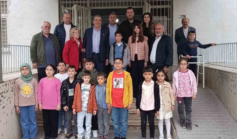cermikli-is-adami-ogrencilere-kirtasiye-destegi-sagladi-bAYjag2S.jpg