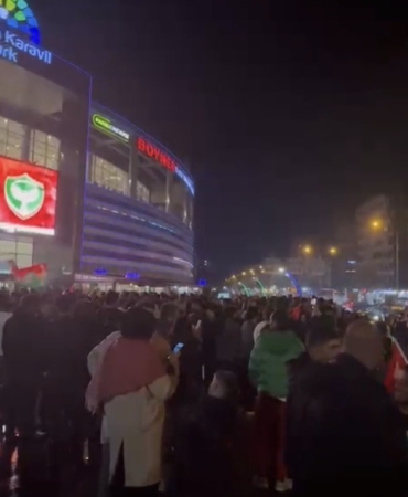 ceylan-karavil-park-avm-sampiyonluk-coskusuyla-dolu-bir-gun-9eElq4vg.jpg