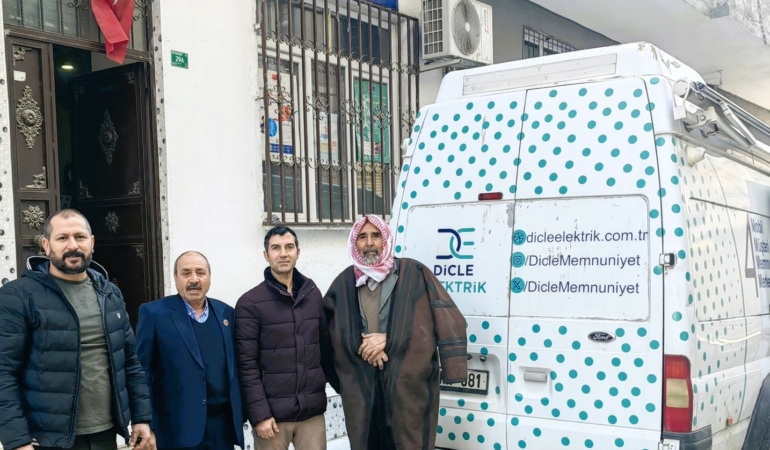 dicle-elektrikten-muhtarlara-yenilikci-mobil-hizmetler-M23OGhmL.jpg