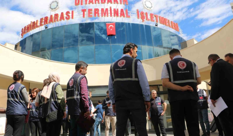 diyarbakir-otobus-terminalinde-bayram-oncesi-fiyat-denetimleri-Wn4Ueffw.jpg