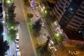 diyarbakirda-alkollu-baba-ve-ogulun-dehset-verici-eylemi-aractan-icki-siseleri-firlatildi-590-bin-TvtcLLqC.jpg