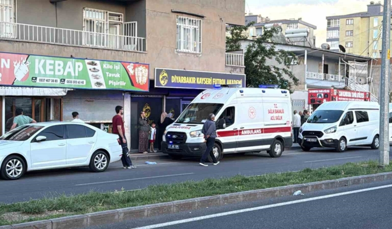 diyarbakirda-gizemli-olum-agaca-asili-bulunan-kisi-eBdGc5US.jpg