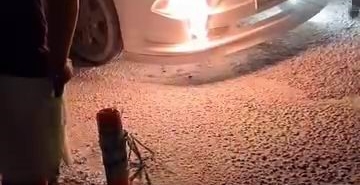 diyarbakirda-yolcu-minibusunde-patlayan-yangin-alarma-gecirdi-iAALpPwL.jpg