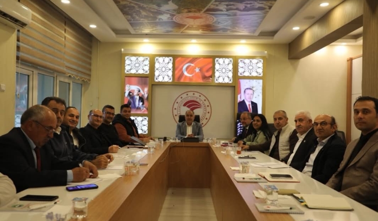 elazig-meyvecilik-sektorunun-gelecegi-masaya-yatirildi-RhOabwKx.jpg