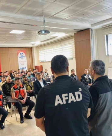 elazig-orman-bolge-mudurlugu-personeline-ozel-afet-egitimi-verildi-KadXefJN.jpg