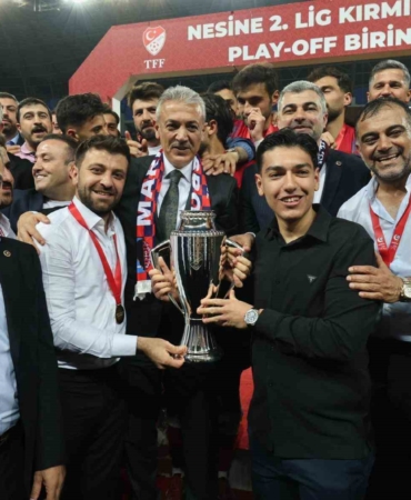 elazig-valisi-akkoyuna-babalar-sozunu-tutar-anlamli-jest-7cuTHd8Y.jpg