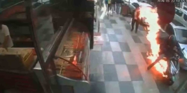elazigda-motorun-alev-almasi-ani-kameralarda-LmKZybn2.jpg