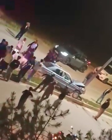 elazigda-otomobil-aydinlatma-diregine-carpti-1-yarali-haberi-SDFjsz4Y.jpg