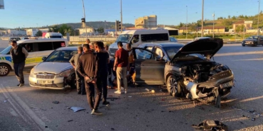 elazigda-trajik-trafik-kazasi-4-kisi-yaralandi-3L7nlI1g.jpg