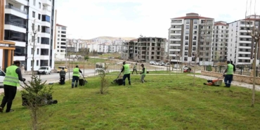 elazigda-yesil-alan-calismalari-devam-ediyor-1iiIs1fE.jpg