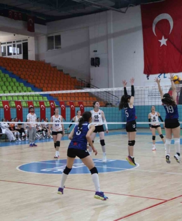 elazigda-yildiz-kizlar-voleybol-turkiye-yari-finalleri-tamamlandi-sampiyonlar-belli-oldu-EUPCx6r2.jpg
