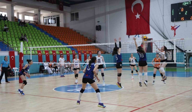 elazigda-yildiz-kizlar-voleybol-turkiye-yari-finalleri-tamamlandi-sampiyonlar-belli-oldu-EUPCx6r2.jpg