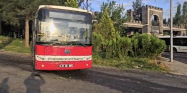 freni-patlayan-halk-otobusu-refujde-durdu-buyukanne-ve-torununun-hikayesi-3GIyllia.jpg