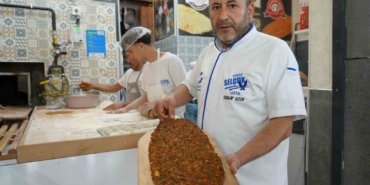 gaziantep-lahmacunu-tescilli-lezzet-180-tlye-satista-Ac8bSqXe.jpg