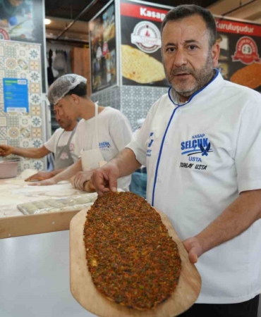 gaziantep-lahmacunu-tescilli-lezzet-180-tlye-satista-Ac8bSqXe.jpg