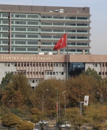 gaziantepte-8-yil-sonra-yeniden-baslatilan-iki-genc-cinayet-davasi-AfNLld2n.jpg