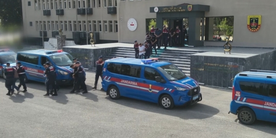 Gaziantep’te Göçmen Kaçakçılığına Gece Yarısı Operasyonu: 7 Tutuklama