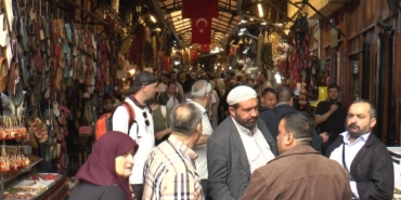 gaziantepteki-tarihi-carsilarda-bayram-coskusu-Oh1npGY6.jpg