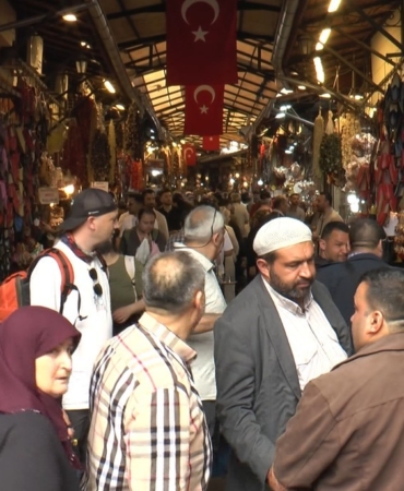 gaziantepteki-tarihi-carsilarda-bayram-coskusu-Oh1npGY6.jpg