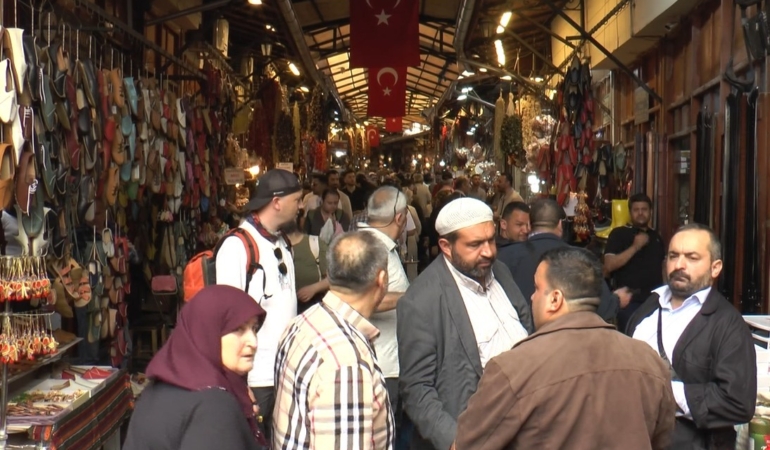 gaziantepteki-tarihi-carsilarda-bayram-coskusu-Oh1npGY6.jpg