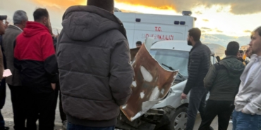 hakkaride-zincirleme-trafik-kazasi-11-yarali-olayi-qDBFEe6h.jpg