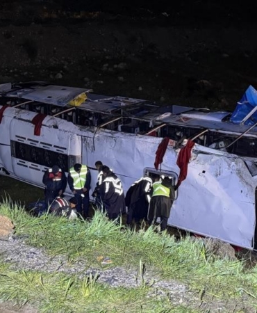 malatya-otobus-kazasinda-hayatini-kaybedenlerin-kimlikleri-aciklandi-sqflRvu5.jpg