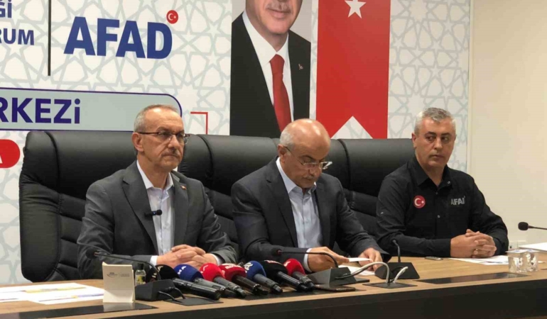 malatyada-depremin-ardindan-hastanelere-basvuran-74-kisi-OhCy3weH.jpg