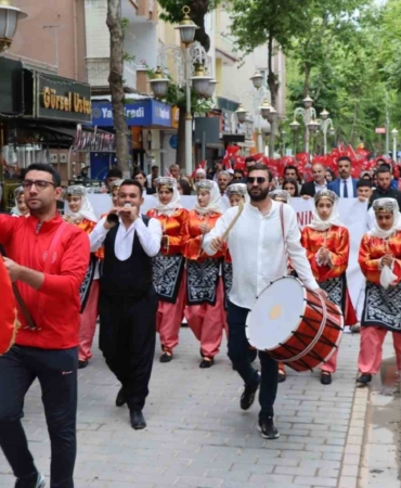 malatyada-genclik-haftasi-coskusuyla-dolu-bir-kutlama-B6vxWOrx.jpg