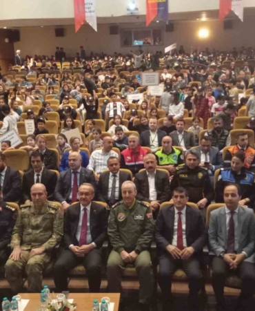 malatyada-karayolu-trafik-haftasi-coskuyla-kutlandi-9Y6EIlXb.jpg