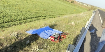 mardinde-kamyon-ve-motosiklet-carpismasi-1-kisi-hayatini-kaybetti-vtt7cCxa.jpg