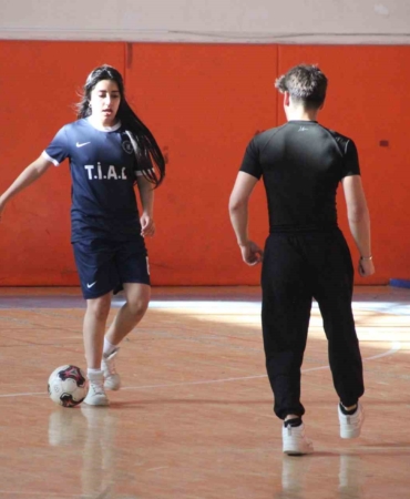 okul-cikisi-spor-kotu-aliskanliklardan-uzaklasmanin-yolu-rzKaYcil.jpg
