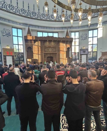 vanda-kurban-bayrami-namazi-coskusu-dini-kultur-ve-birlikteligin-hatirlatilmasi-2Tgsi1mj.jpg