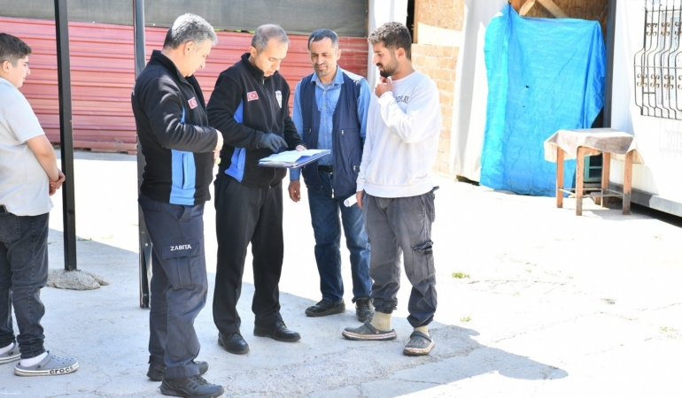 yesilyurt-belediyesi-bayramda-kurban-satis-ve-kesim-noktalarinda-hizmet-verecek-TGAFUChZ.jpg
