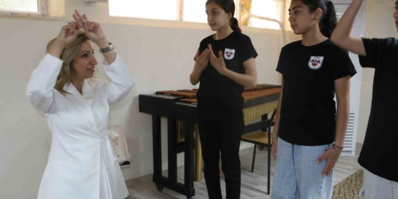Yürekten Beste: İşaret Diliyle ‘Sizi Ruhumla Duyabilirim’