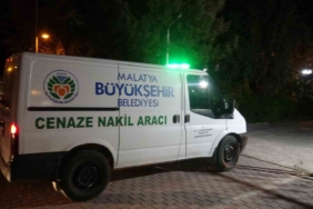 19-yasindaki-genc-evinde-gizemli-sekilde-hayatini-kaybetti-8kIEBsPB.jpg
