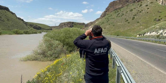 AFAD, Kayıp Çoban İçin Tüm Gücüyle Seferber Oldu