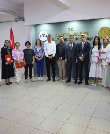 afet-sonrasi-ogretmenler-icin-psikososyal-iyilesme-programi-tamamlandi-Nhy3Va2P.jpg