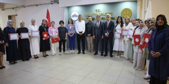 Afet Sonrası Öğretmenler İçin Psikososyal İyileşme Programı Tamamlandı