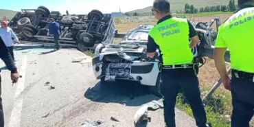 askalede-korkunc-trafik-kazasi-1-agir-2-yarali-yVBqfRgh.jpg