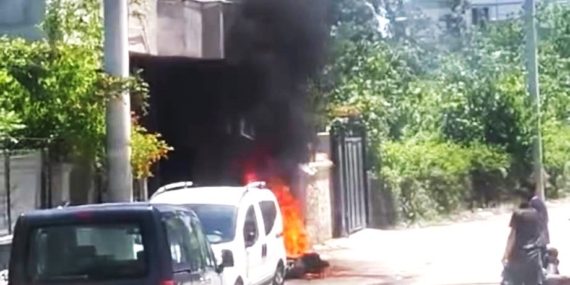 Batman’da Park Halindeki Motosiklet Alevlere Teslim Oldu