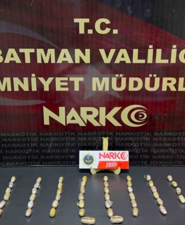 batmanda-sok-olay-4-yolcunun-midesinden-2-kilogram-700-gram-uyusturucu-cikti-Iawkluwh.jpg