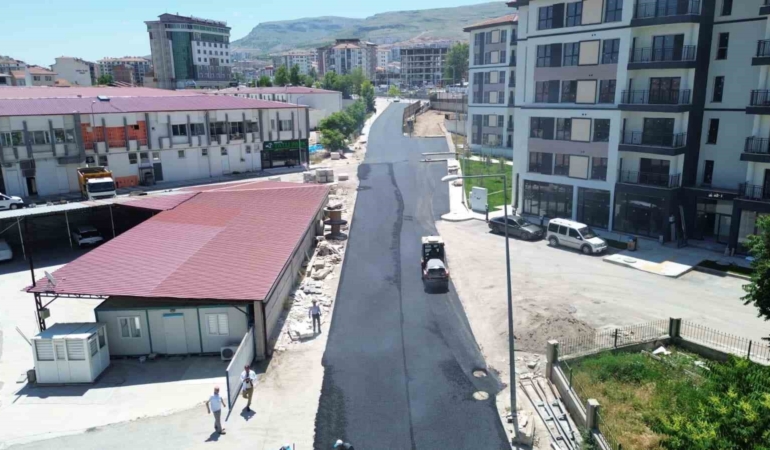 battalgazi-belediyesi-selcukluda-asfalt-yenileme-projesi-wrerWQLA.jpg