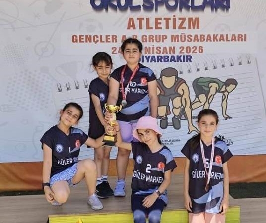 cermikli-sporcular-odullerle-donus-yapti-XgaR7V53.jpg