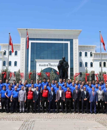 ceza-infaz-personeli-gunu-coskuyla-kutlandi-rXk8WjkI.jpg