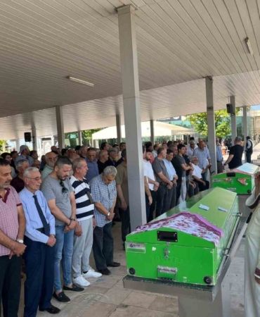 cinnet-annesi-ve-kizi-son-yolculuguna-ugurlandi-WJNsMesu.jpg