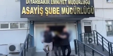 diyarbakirda-yapi-kredi-atmsini-kursunlayan-3-supheli-yakalandi-cbzFB88W.jpg