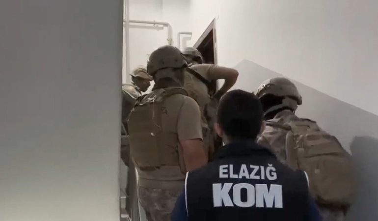 elazigda-barbaroslar-suc-cetesine-yapilan-operasyonla-29-gozalti-XXaKb22i.jpg